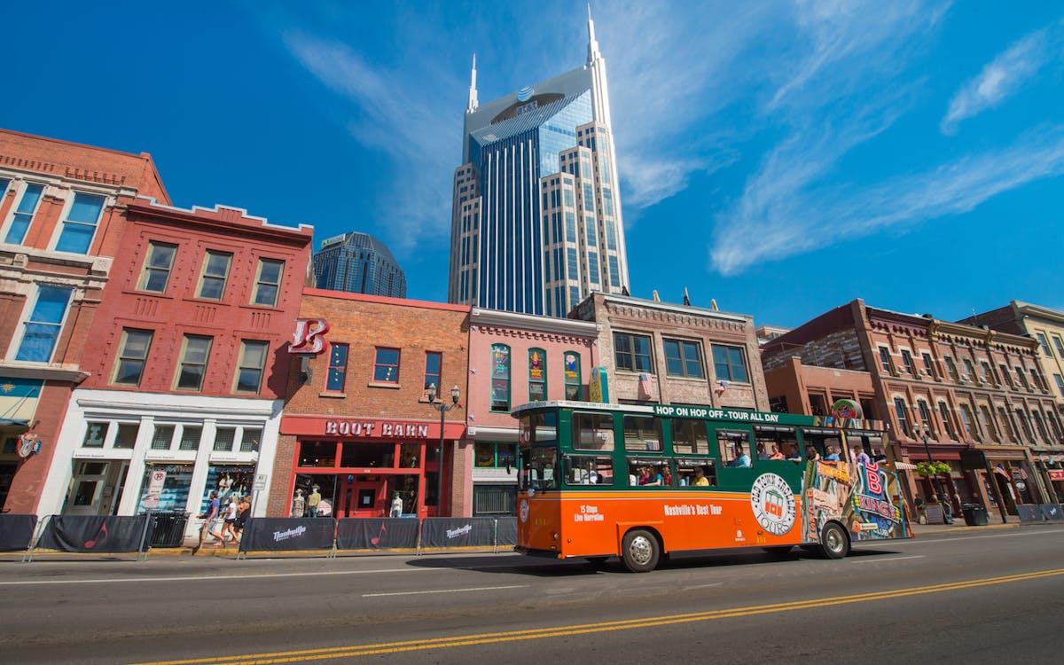 old town trolley tours: 1 or 2-day hop-on hop-off of nashville-6 old town trolley tours: 1 or 2-day hop-on hop-off of nashville-6