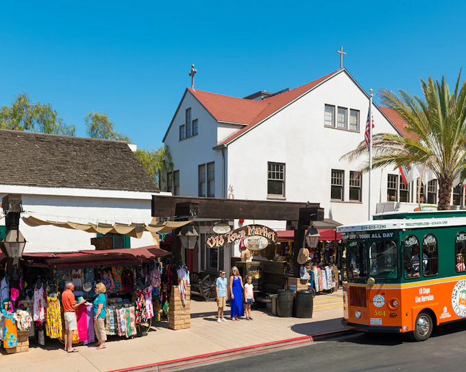 Old Town Trolley Tours: San Diego Hop-on Hop-off Trolley Tour
