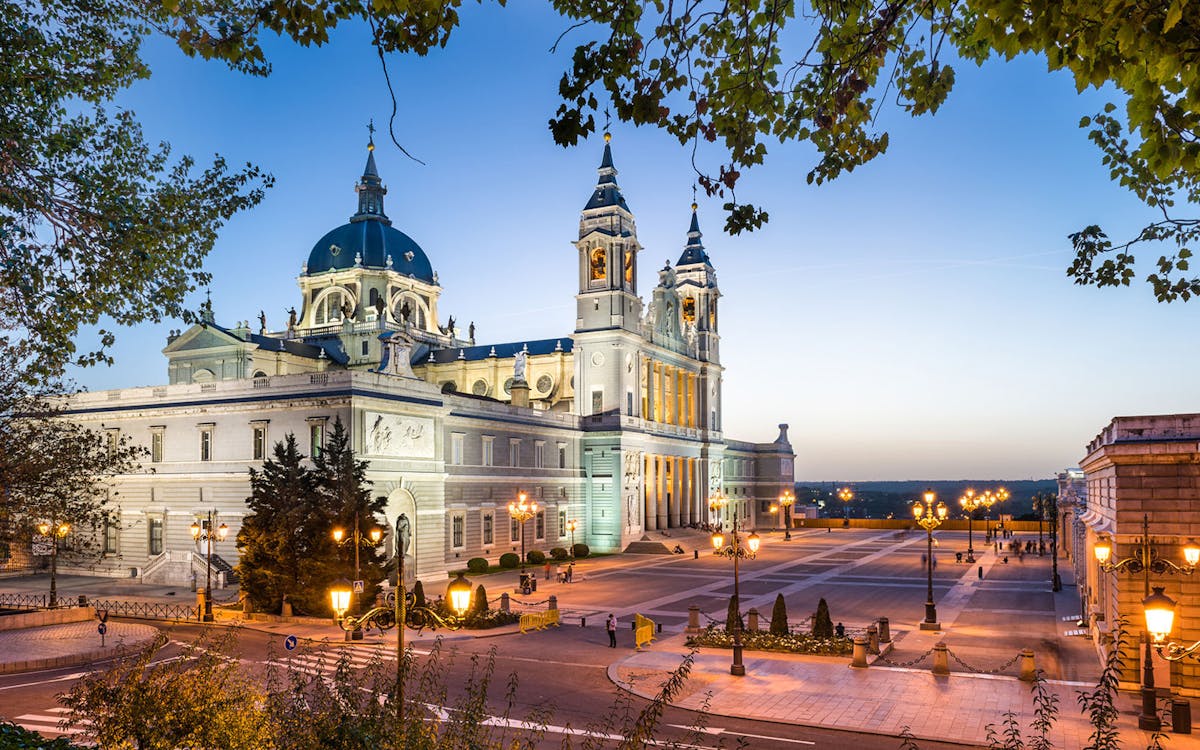 sunset tour in madrid with optional flamenco show and dinner-6 sunset tour in madrid with optional flamenco show and dinner-6
