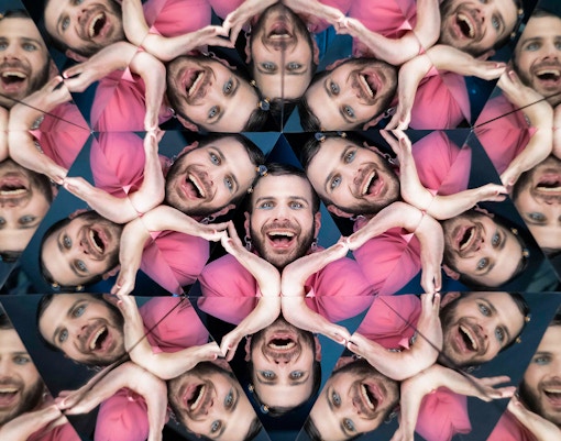 Mirror room at Illuseum Berlin