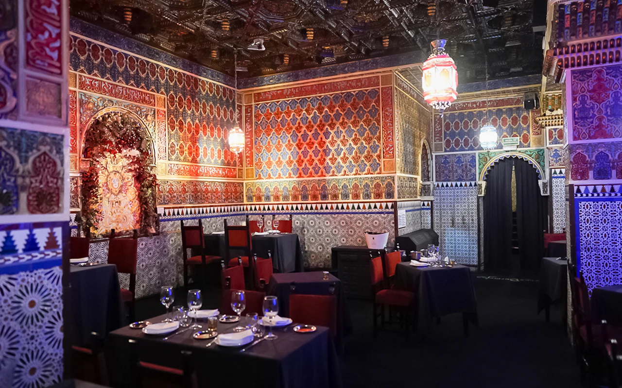 Geführte Tour durch den Königspalast von Madrid mit Tapas & Flamenco Show — 9