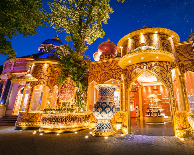 Phuket Fantasea Group Saver Tickets: Group of 3 & More