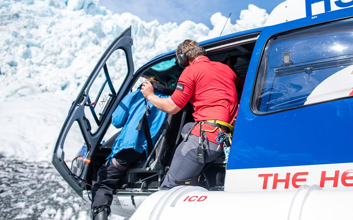 expert guided heli-hike to franz josef glacier-7 expert guided heli-hike to franz josef glacier-7