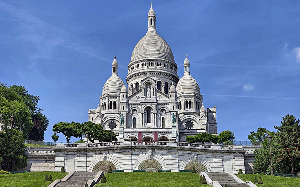 Sacré-Cœur Basilica in Paris, included in The Paris Pass tours.