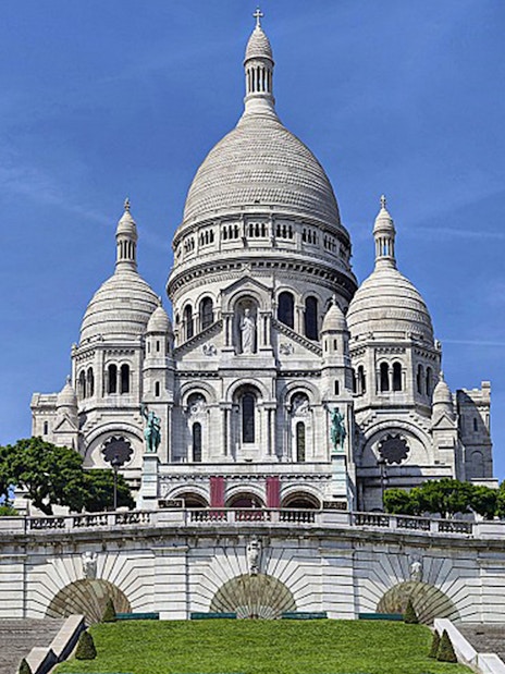 Sacré-Cœur Basilica in Paris, included in The Paris Pass tours.