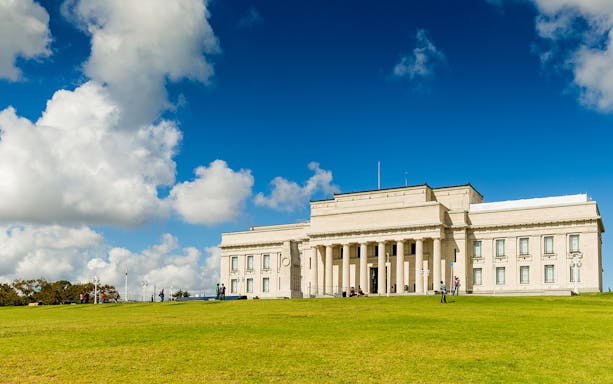 Auckland War Memorial Museum on a sunny day, part of the Auckland Highlights Luxury Tour.