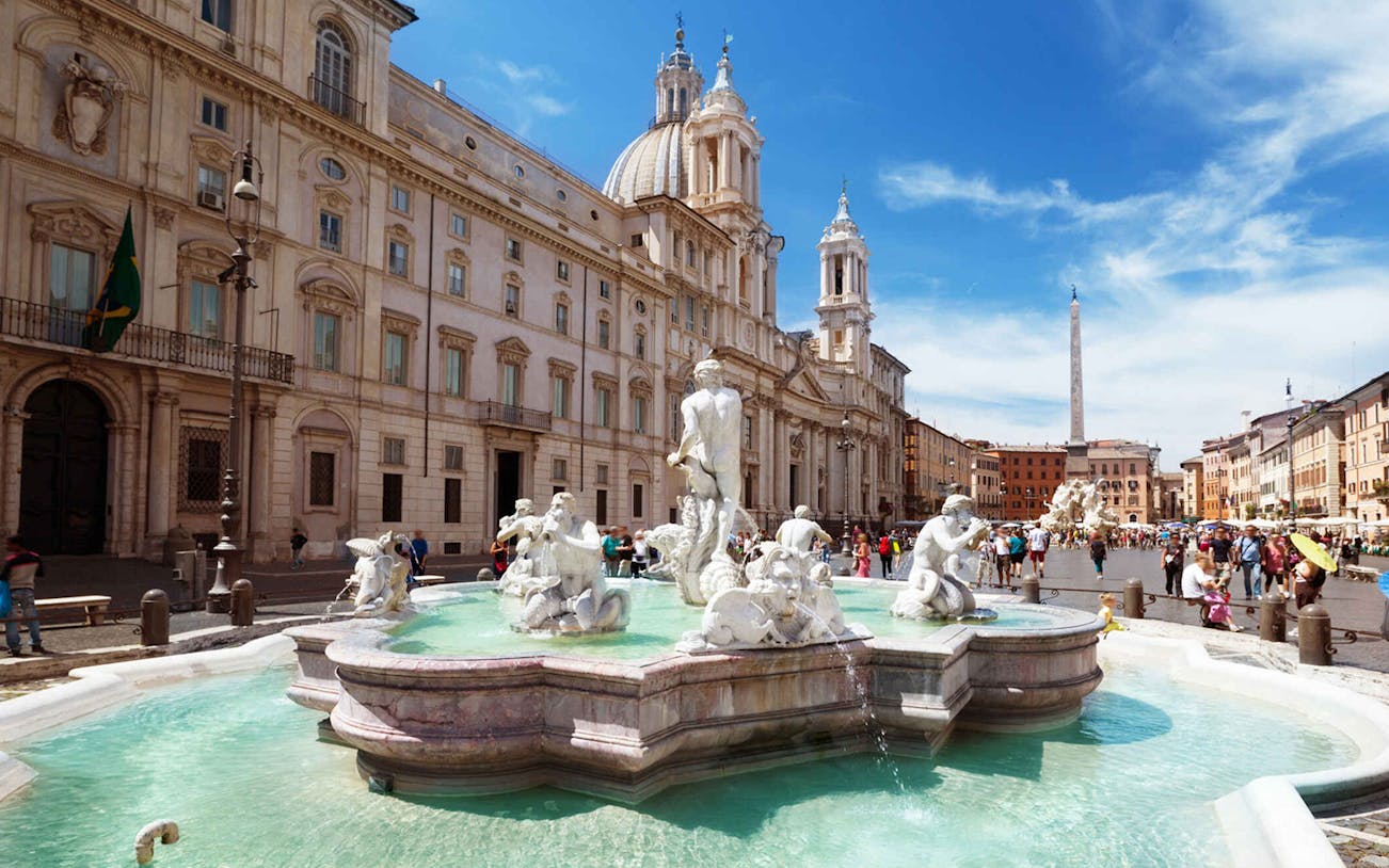 Piazza Navona with Fountain of the Four Rivers, Rome walking tour.