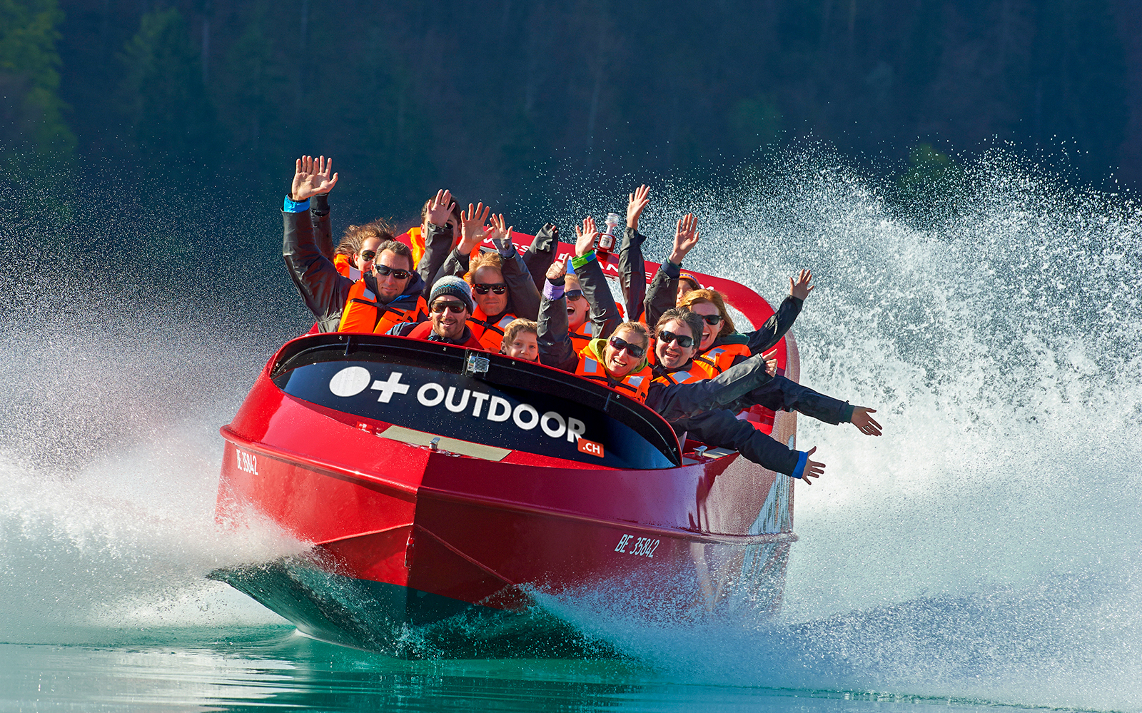 Tickets for Jetboat Ride on Lake Brienz