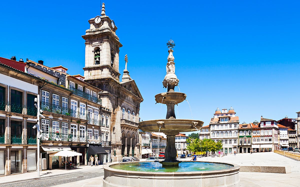 full-day tour from porto to braga and guimarães-2 full-day tour from porto to braga and guimarães-2