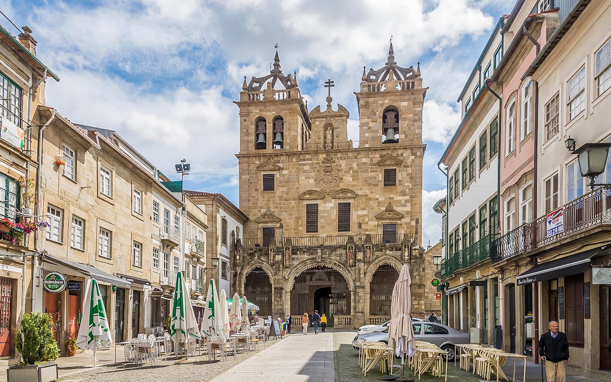 full-day tour from porto to braga and guimarães-6 full-day tour from porto to braga and guimarães-6