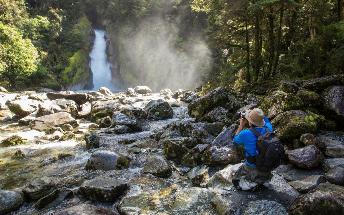 small-group guided walking tour on milford track to giant gate falls-9 small-group guided walking tour on milford track to giant gate falls-9