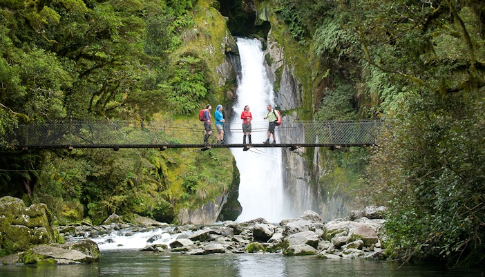 te anau milford sound, Viajeros a lo largo de Milford Track