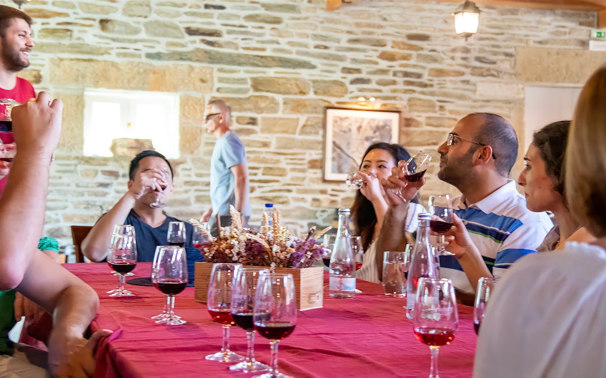 historische douro-tour mit mittagessen, wein und flussfahrt ab porto-2 historische douro-tour mit mittagessen, wein und flussfahrt ab porto-2