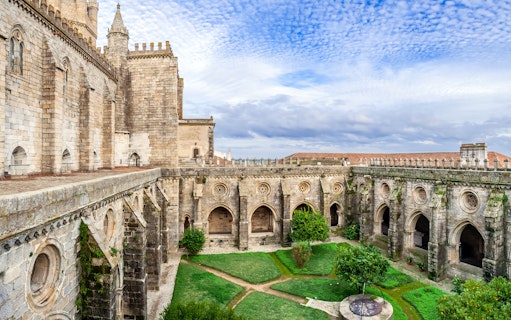 Cloisters of Évora Cathedral on a wine tour from Lisbon.