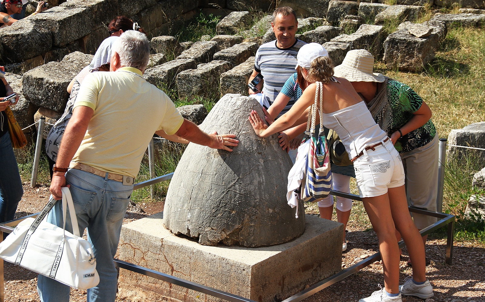 Omphalos