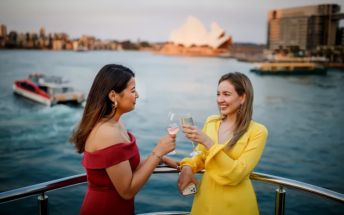 mumm champagne harbour bar-6 mumm champagne harbour bar-6