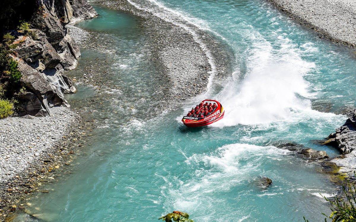tour from queenstown to milford sound with cruise-5 tour from queenstown to milford sound with cruise-5