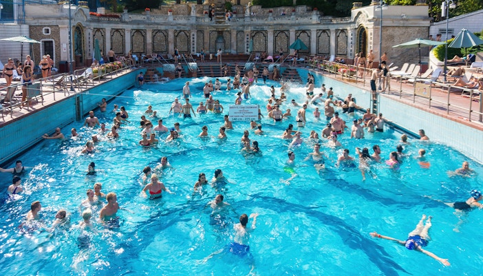 Piscinas médicas en el Balneario Gellert