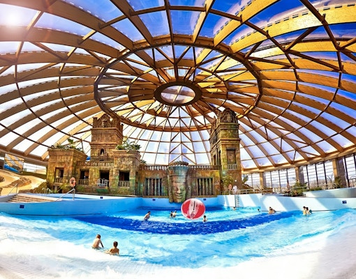 aquaworld budapest - This is a Photograph of aquaworld budapest