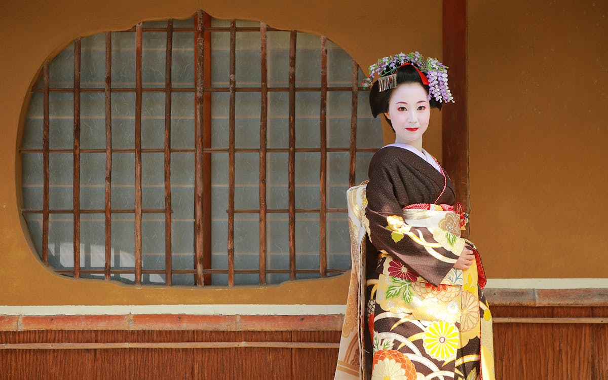 geisha and maiko makeover experience in kyoto-7 geisha and maiko makeover experience in kyoto-7