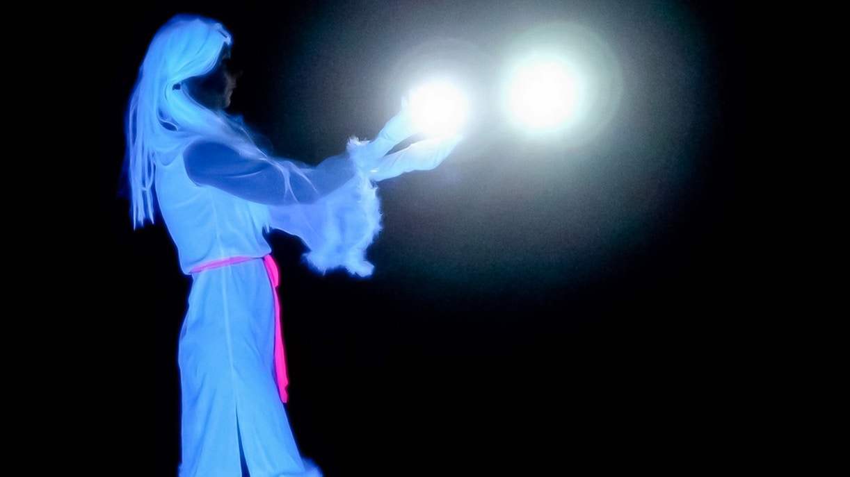 Black Light Theatre - Dining