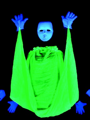 Black Light Theater Prague Tickets | WOW & Magic Phantom