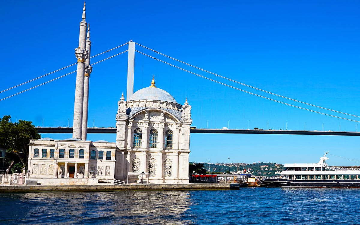 round-trip cruise on bosphorus strait with audio guide-5 round-trip cruise on bosphorus strait with audio guide-5