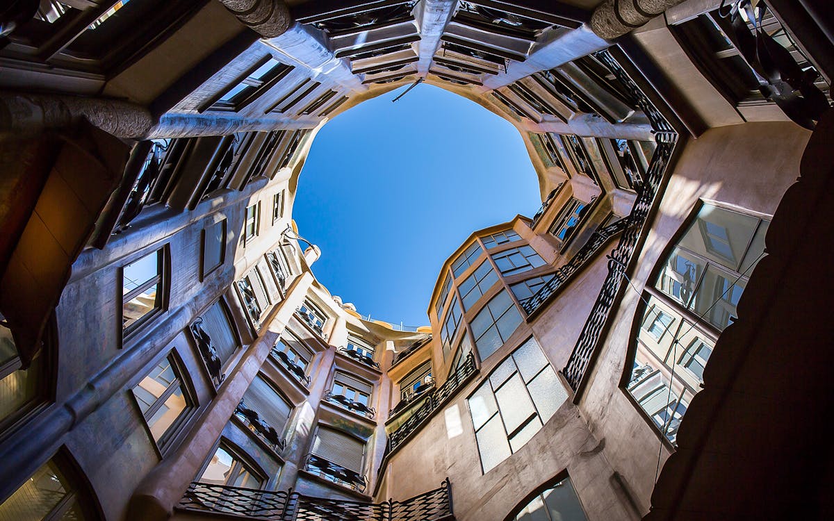 biglietti salta la coda per l'esperienza completa de la pedrera-4 biglietti salta la coda per l'esperienza completa de la pedrera-4