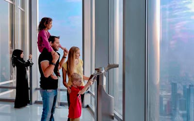 Explore Dubai: Burj Khalifa, Aquarium & Desert Safari