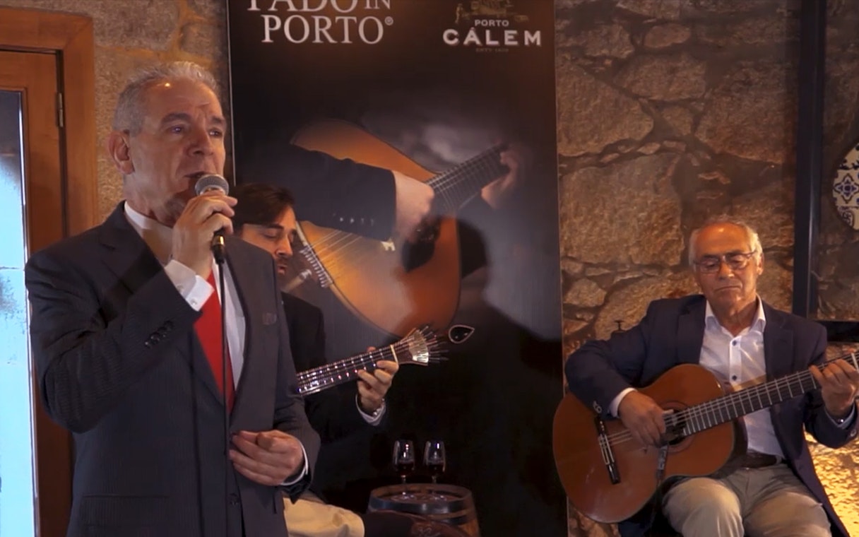 Fado musicians performing in a Porto wine cellar.