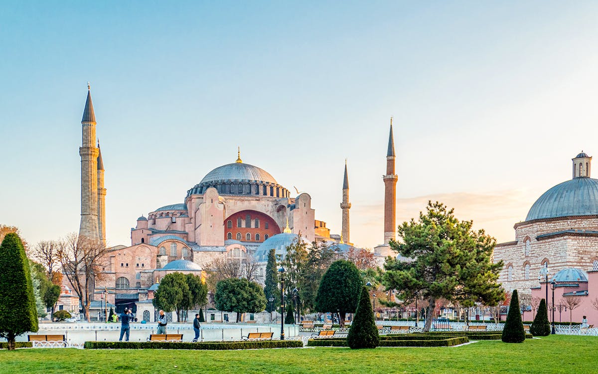 half-day walking tour of the magnificent mosques in istanbul-11 half-day walking tour of the magnificent mosques in istanbul-11