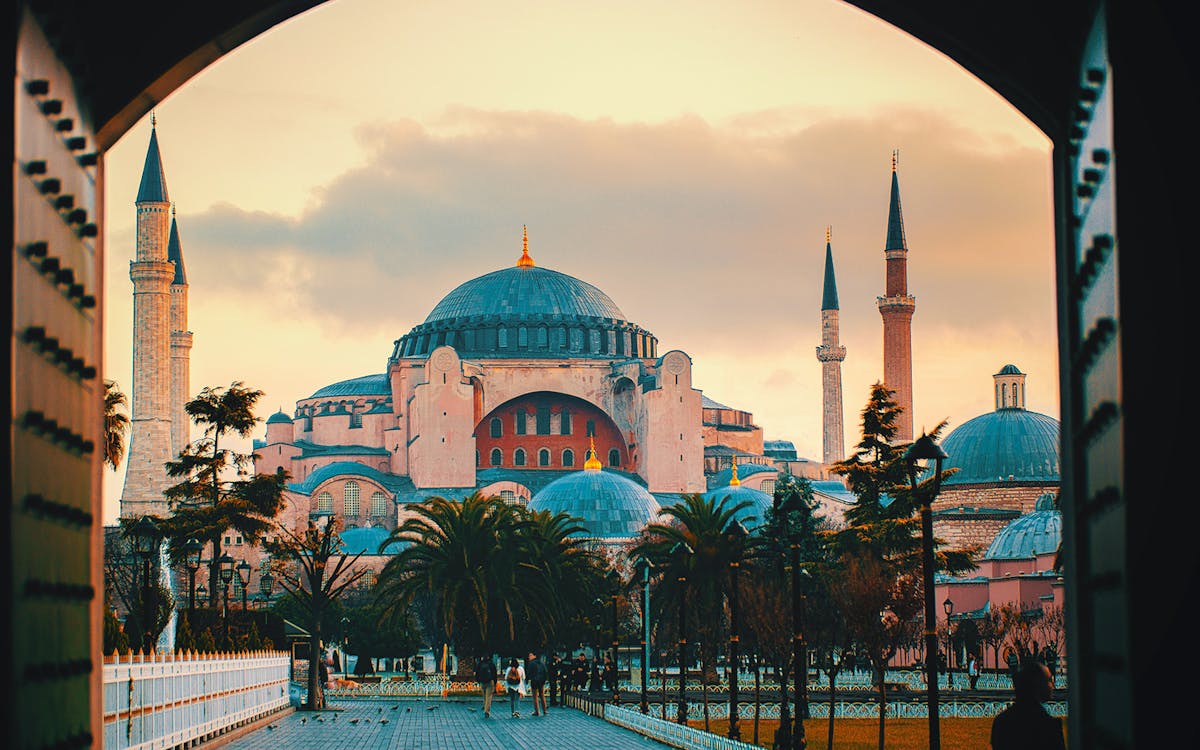 half-day walking tour of the magnificent mosques in istanbul-9 half-day walking tour of the magnificent mosques in istanbul-9