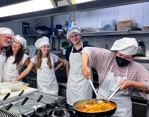 Aula de culinária do gueto judeu romano - gastronomia roma