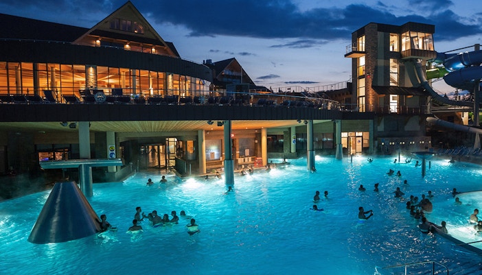 Krakow: Tickets to Chocholow Thermal Baths with Hotel Transfers
