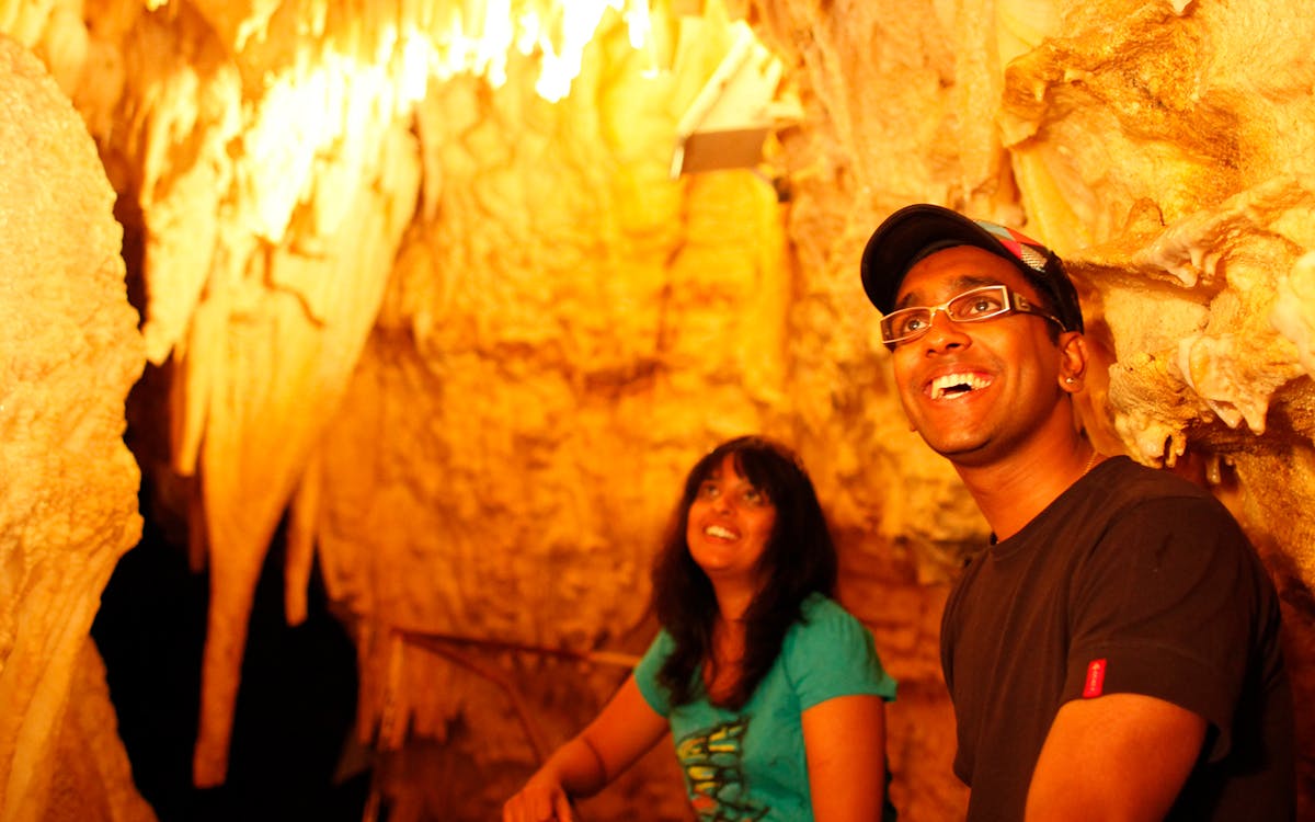 aranui cave guided tour-8 aranui cave guided tour-8