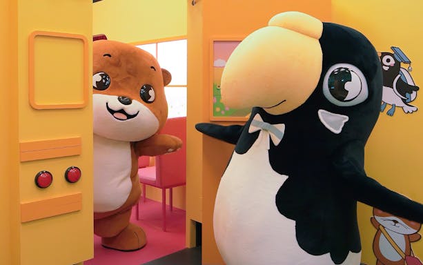 Otah & Friends characters in a colorful room at Camp Stardust.