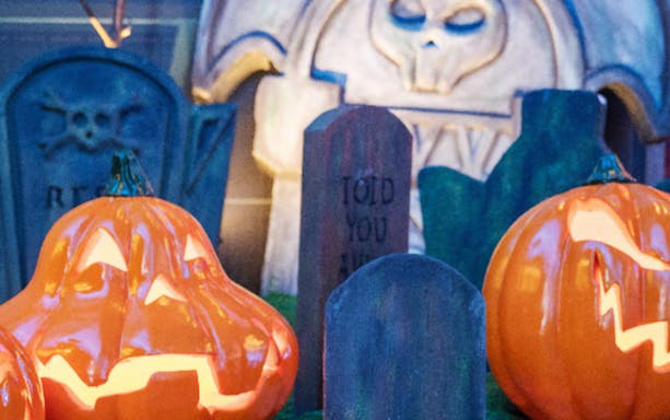 Jack-o'-lanterns and tombstones at Genting Spookadilly Halloween in Skytropolis.
