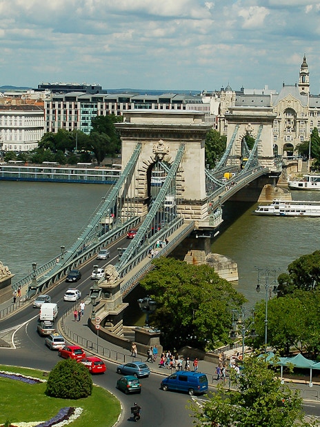 Chain Bridge over the Danube River in Budapest during a guided bus tour.