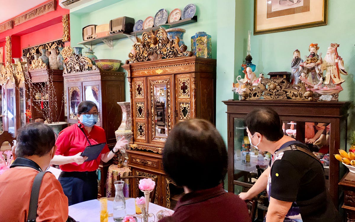night at the museum guided tour (peranakan edition)-3 night at the museum guided tour (peranakan edition)-3