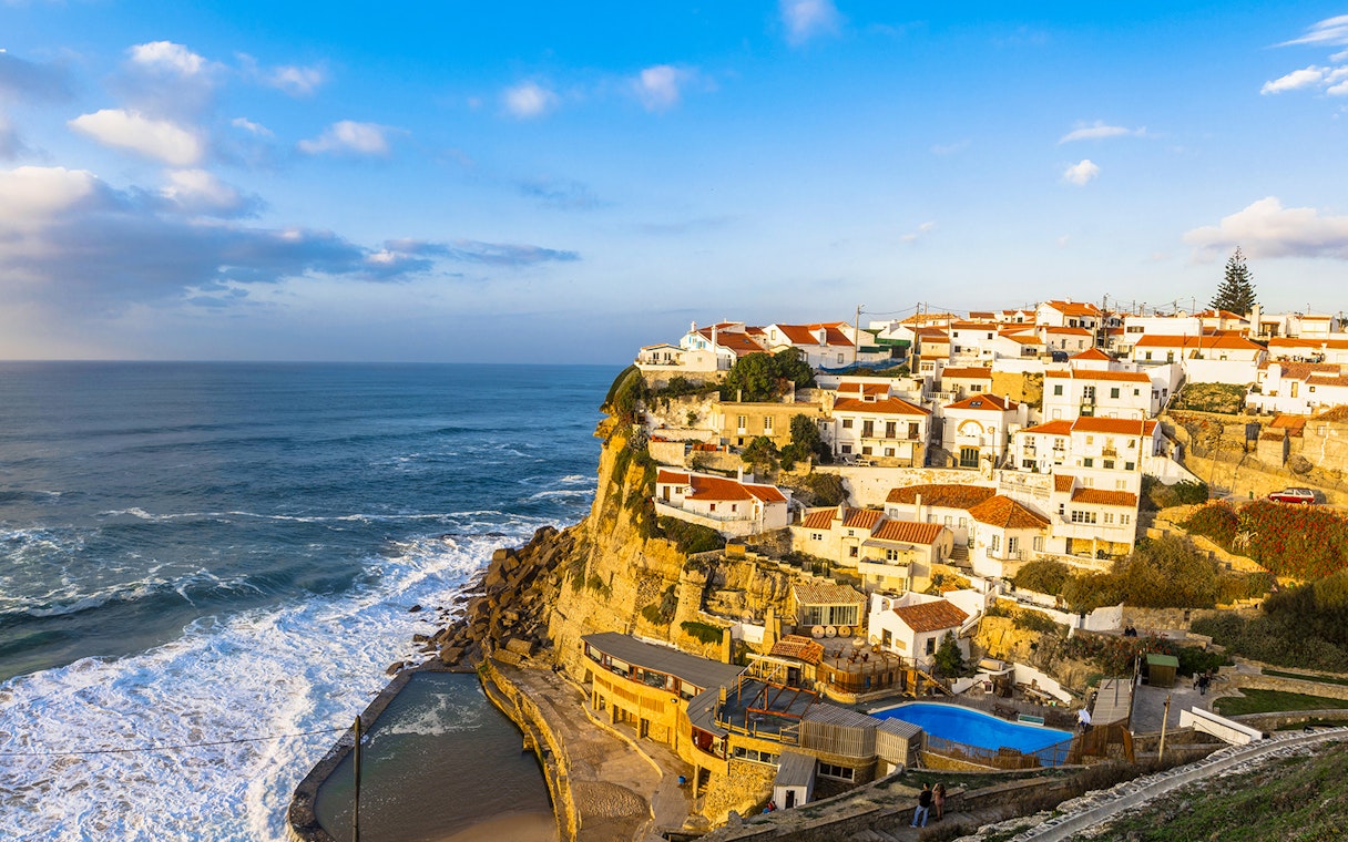 Coastal village of Azenhas do Mar in Sintra, Portugal, with ocean view.
