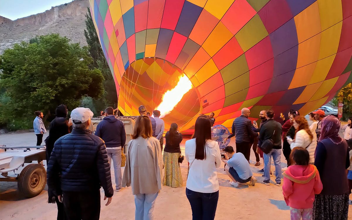tour di 2 giorni in cappadocia da istanbul con volo in mongolfiera e hotel in grotta-7 tour di 2 giorni in cappadocia da istanbul con volo in mongolfiera e hotel in grotta-7