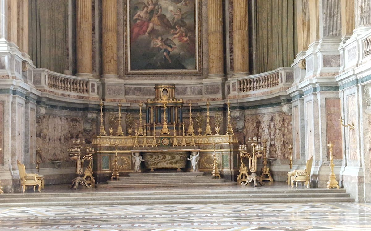 small group guided tour of royal palace of caserta-4 small group guided tour of royal palace of caserta-4