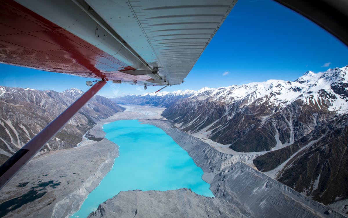 45-minutes glacier highlights by helicopter or ski plane flight-6 45-minutes glacier highlights by helicopter or ski plane flight-6