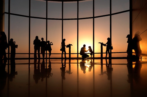 Burj Khalifa: atardecer en At The Top (niveles 124 y 125)
