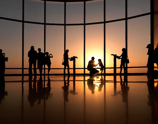 غروب الشمس في برج خليفة