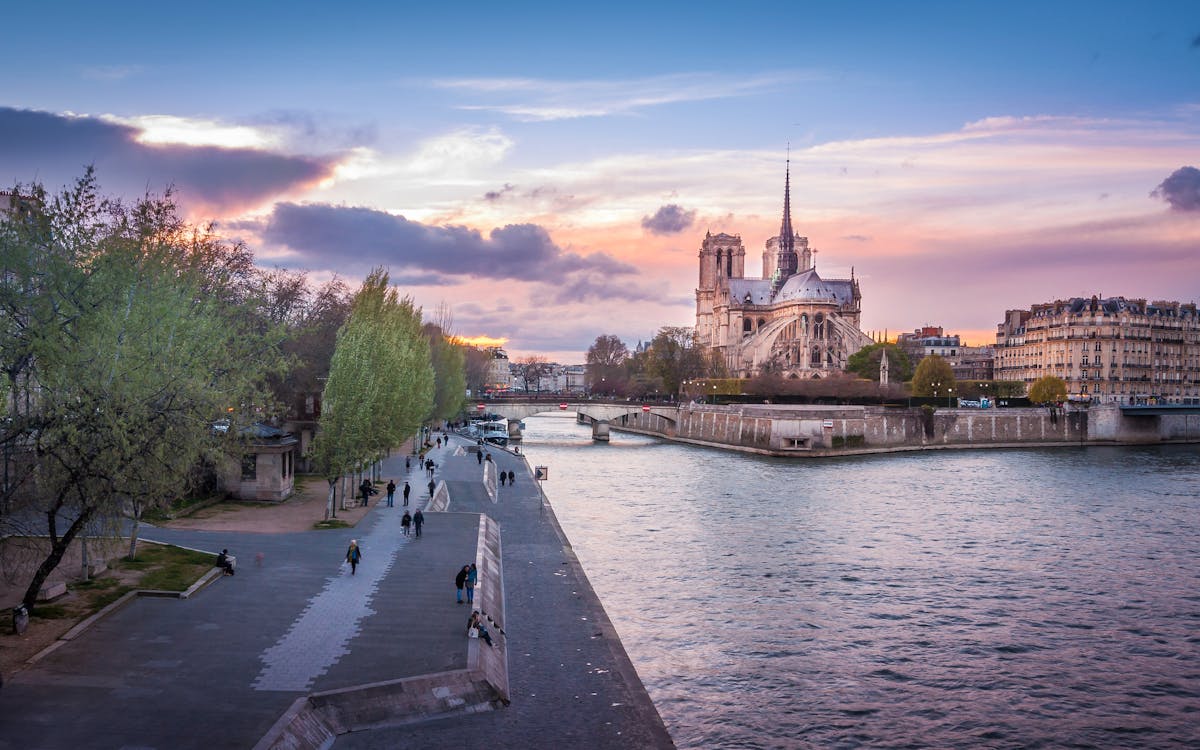 historical paris & notre-dame tour-4 historical paris & notre-dame tour-4