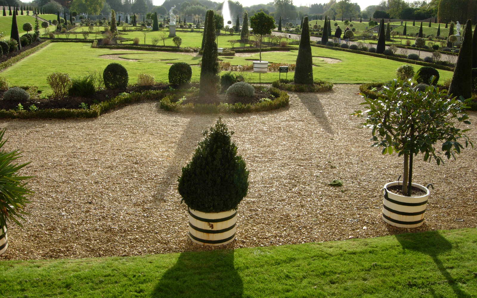 hampton court flower show