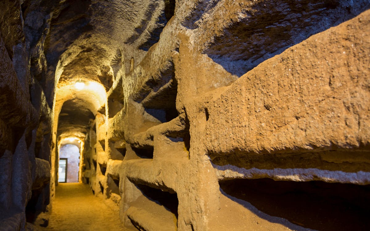 crypts and catacombs tour rome