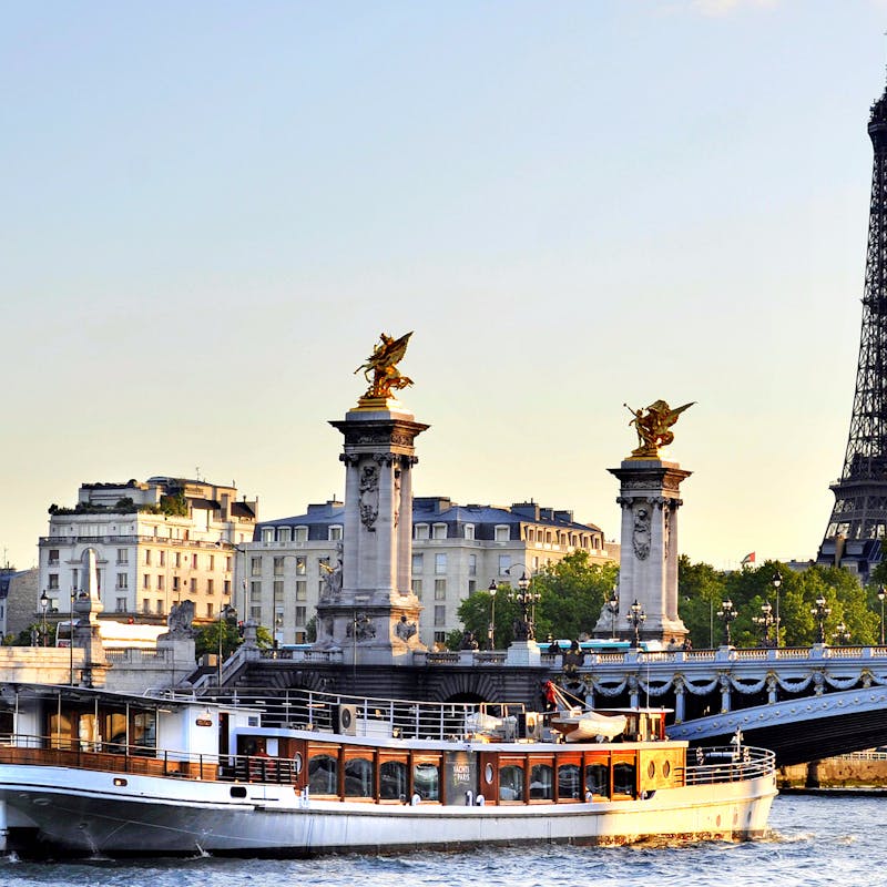 paris food tours eiffel tower meal