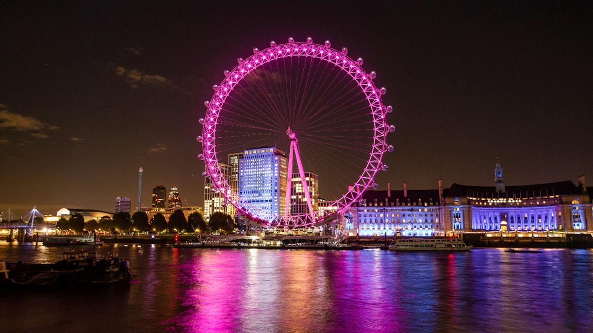 london eye at night
